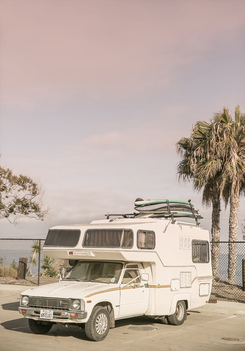 Vintage Camper zaparkovaný