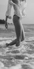 Woman and Ocean Plakat - Posterbox.dk