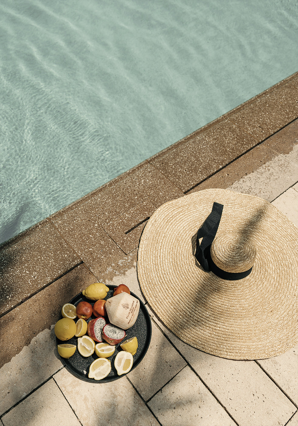 Poolside Relaxation Plakat - Posterbox.dk