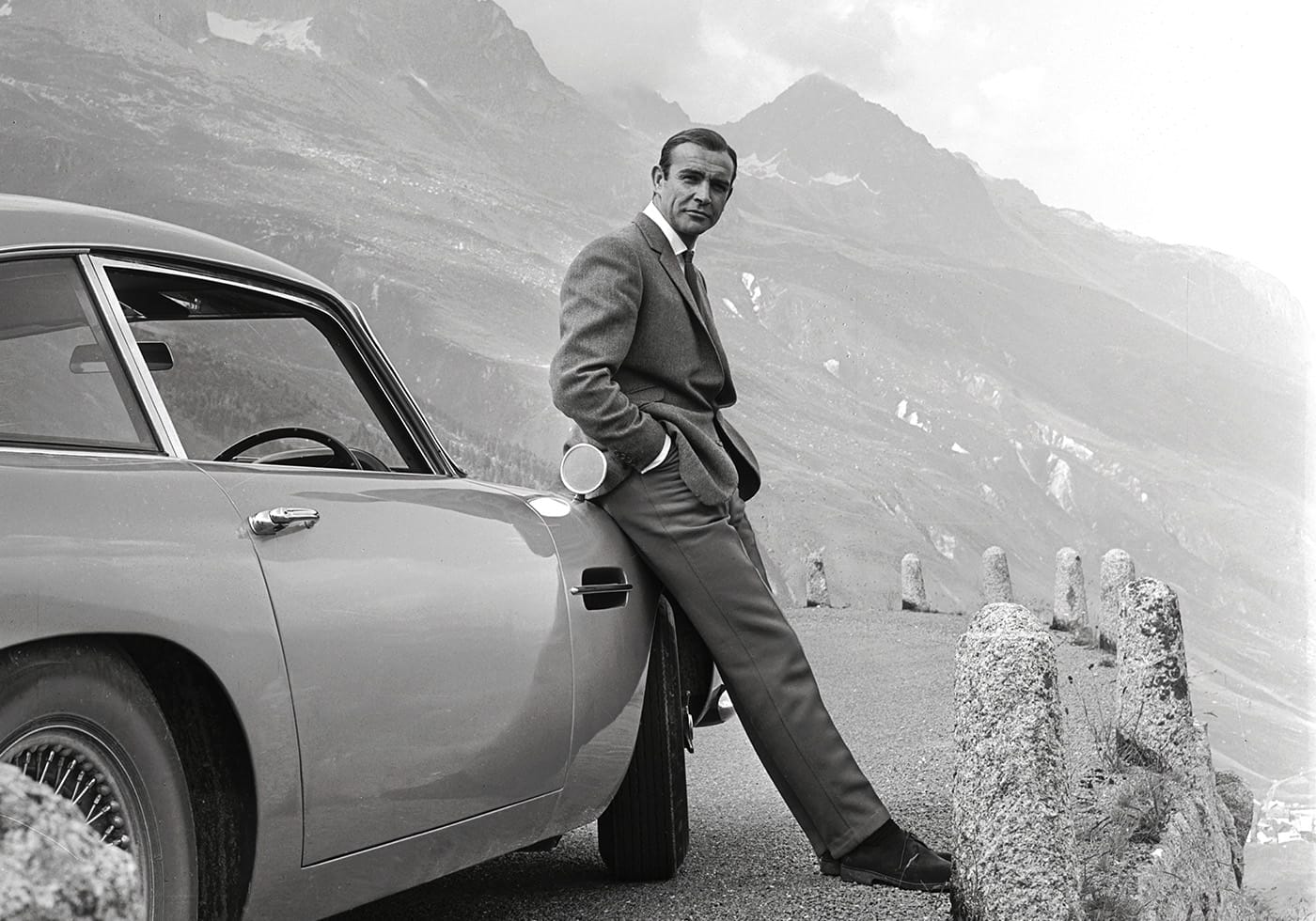 Classic James Bond Adventure Plakat - Posterbox.dk