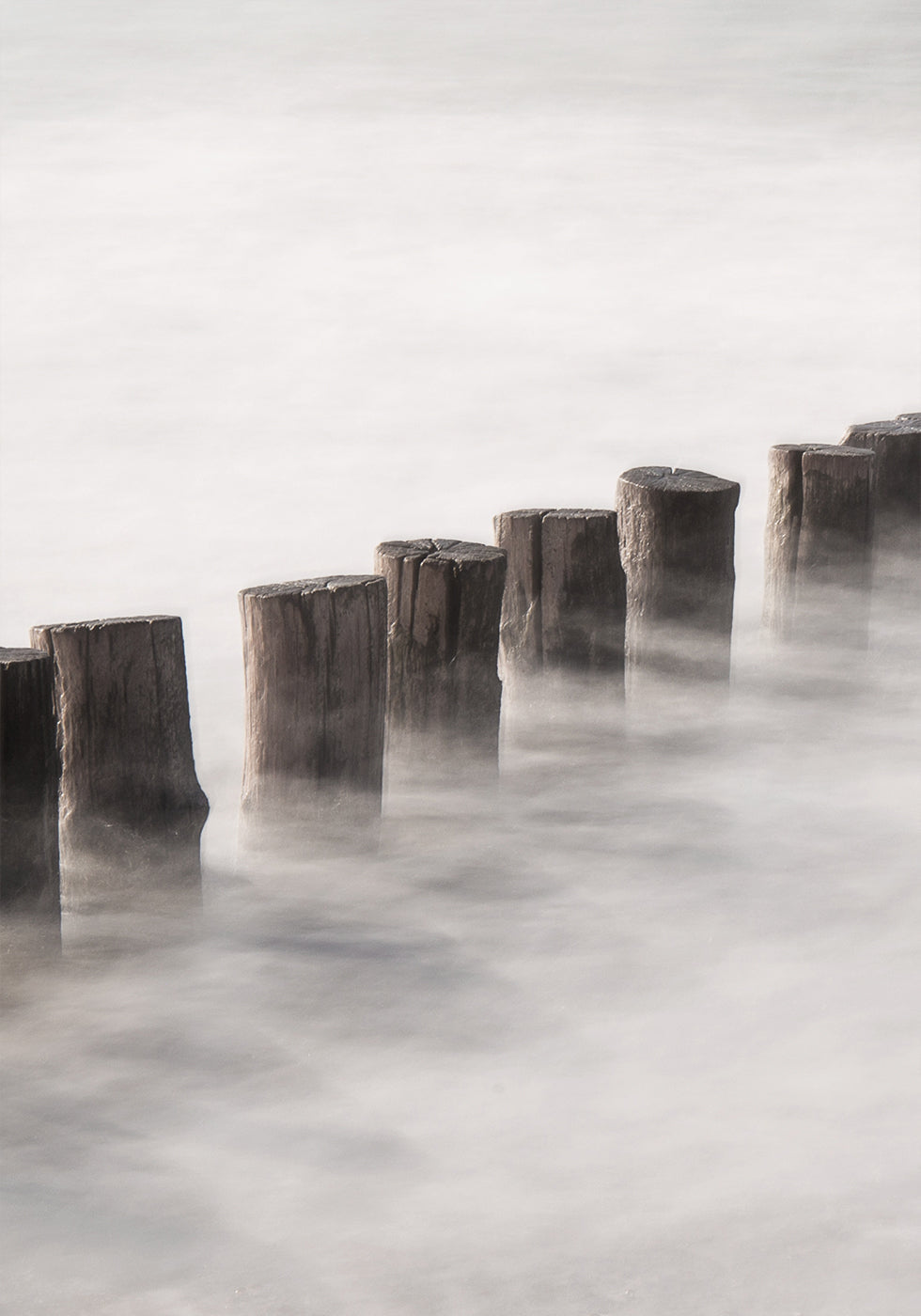 Piles In A Thick Fog Plakat - Posterbox.dk