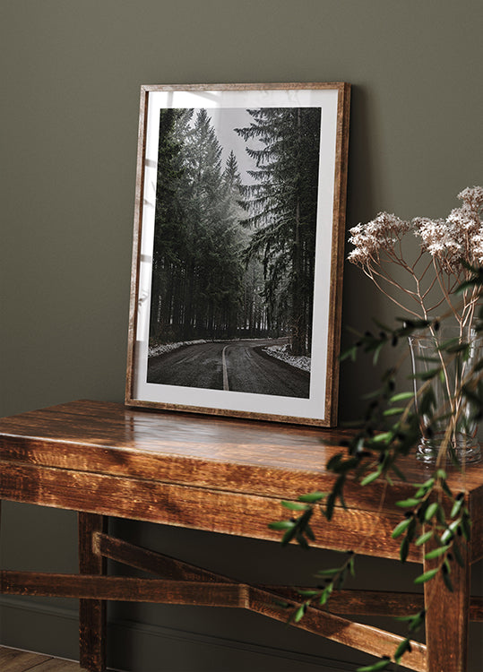 Poster Drum forestier în timpul iernii 