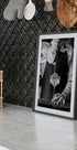 Bartender Pouring Cocktail Plakat - Posterbox.dk