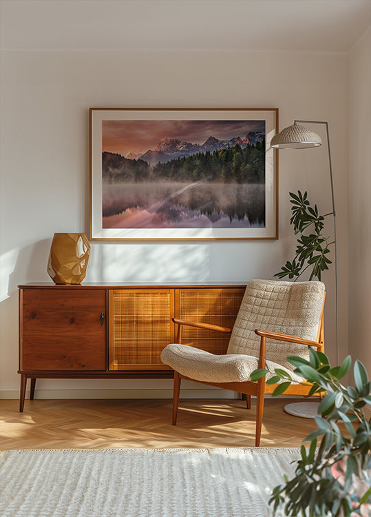 Päikesetõus järve ääres