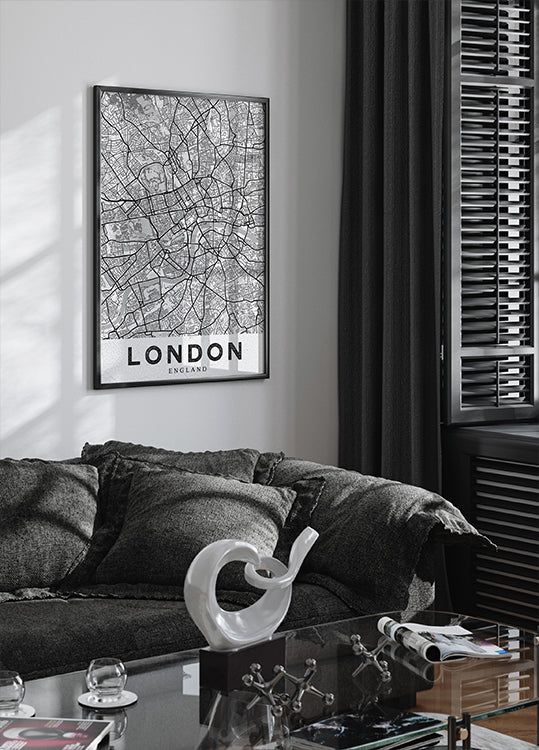 Poster alb de la Londra