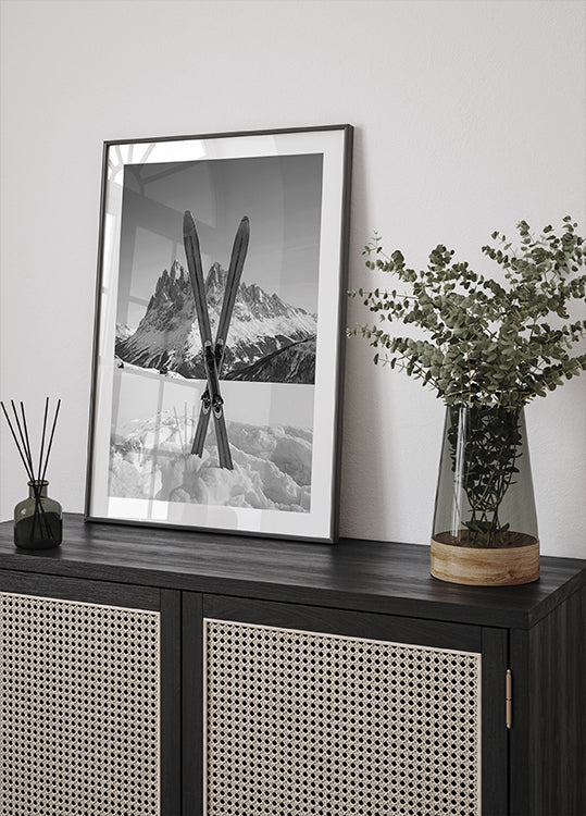 Šķērsotas slēpes plakāts