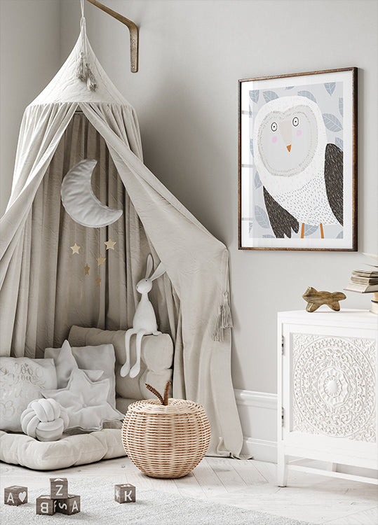 Mākslinieces Karlas Deilijas smieklīgā ziemas pūce ar pelēku lapu rakstu (JAUNS)