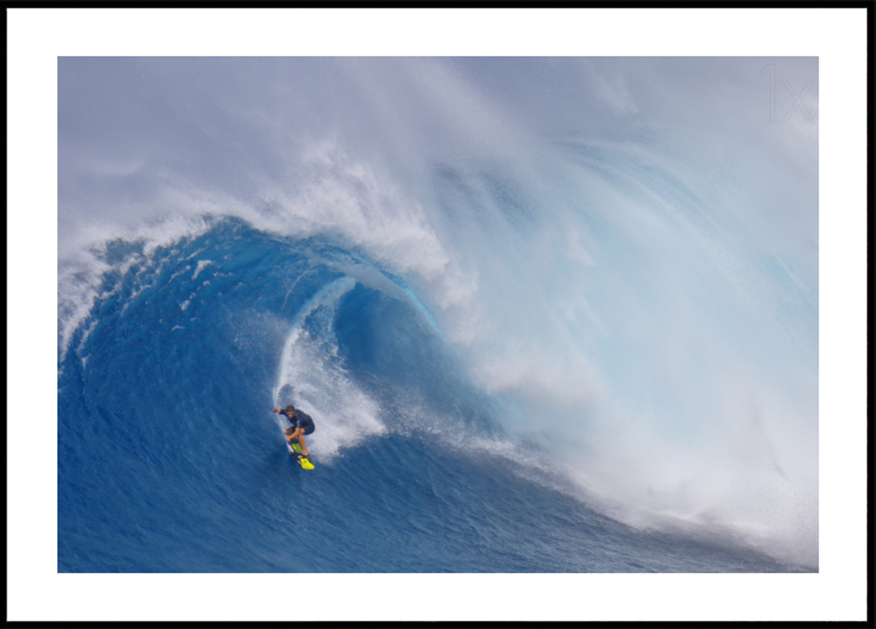 Surfer Reiden Big Wave