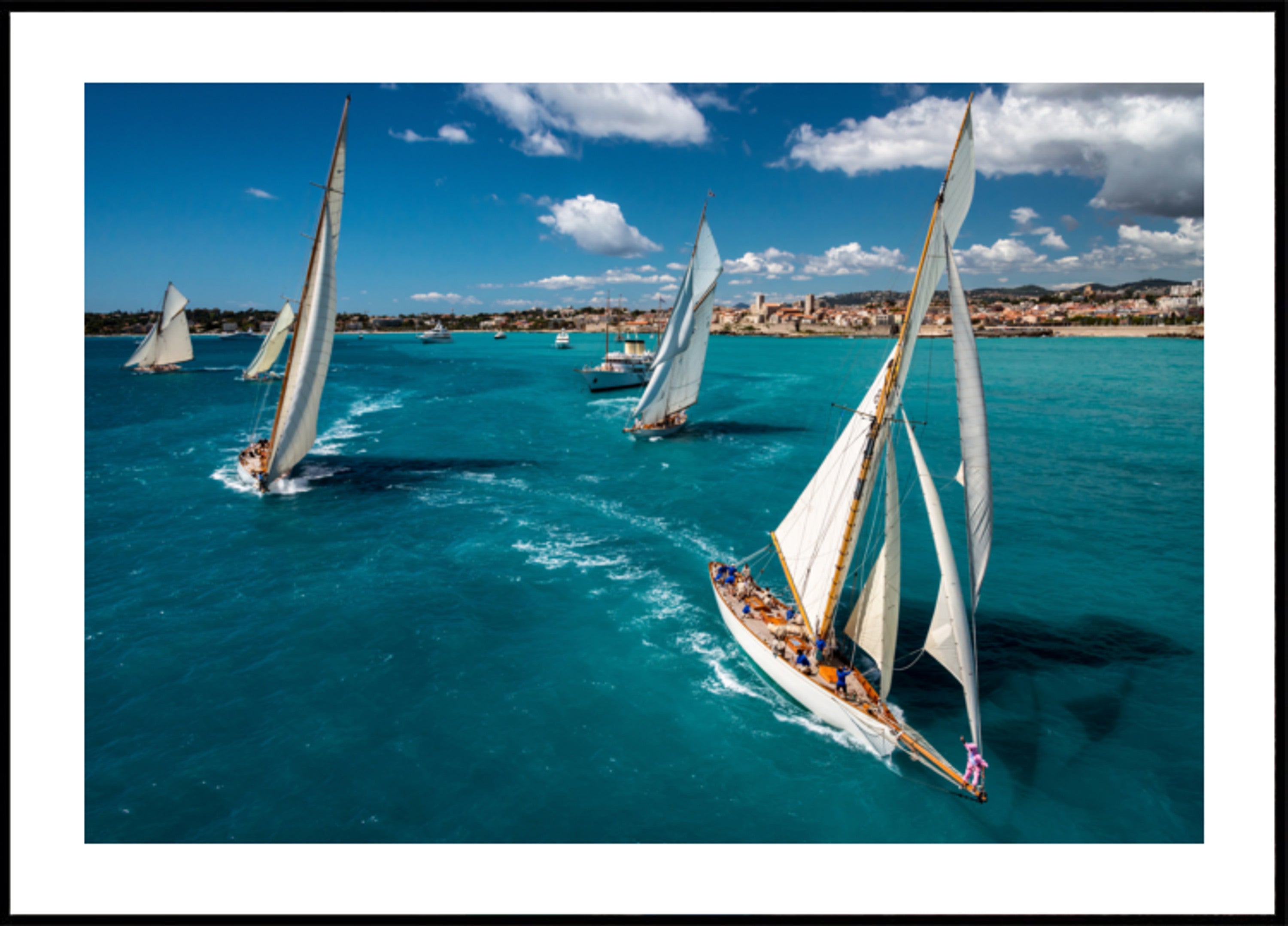 Vitorlás Regatta Türkiz tenger