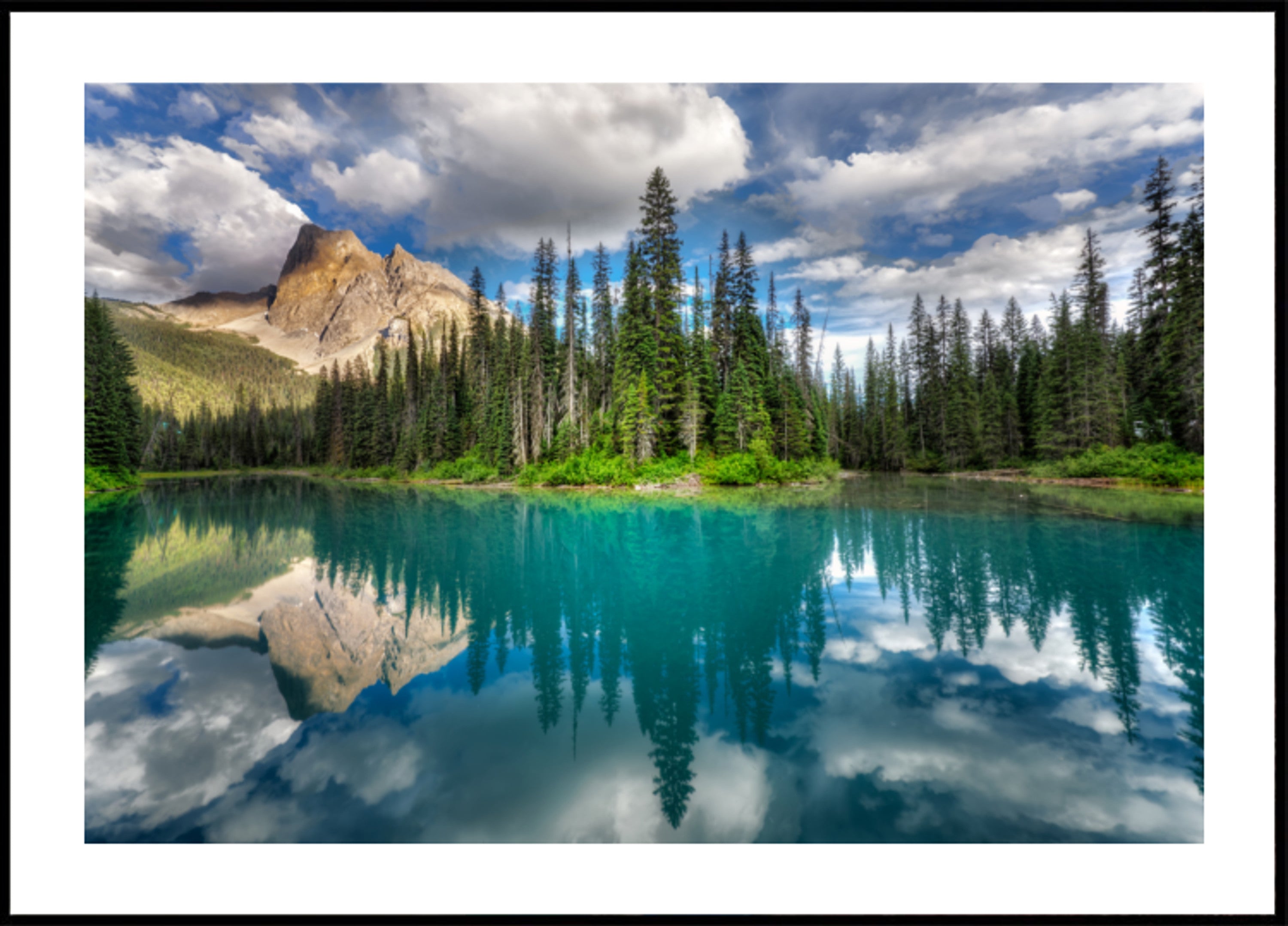 Turquoise Lake Reflexioun